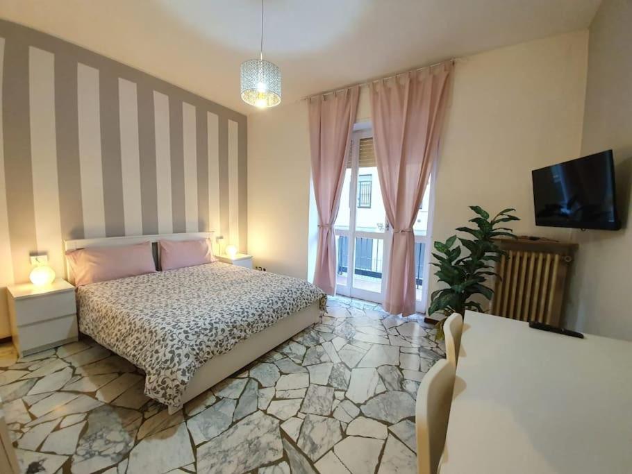 Sleep Easy Bergamo - Central Apartment Esterno foto