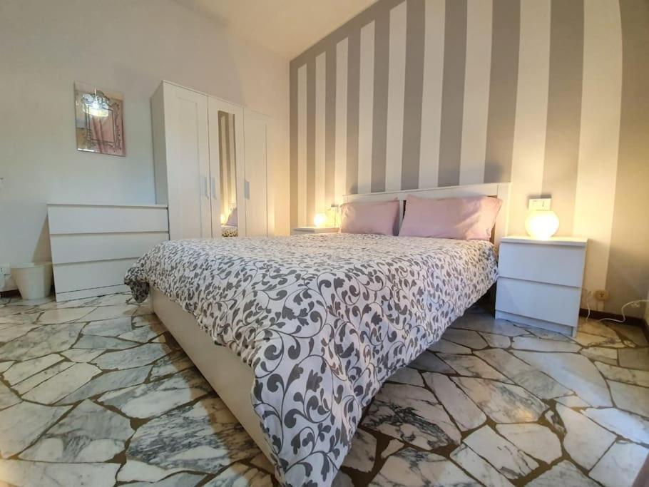 Sleep Easy Bergamo - Central Apartment Esterno foto