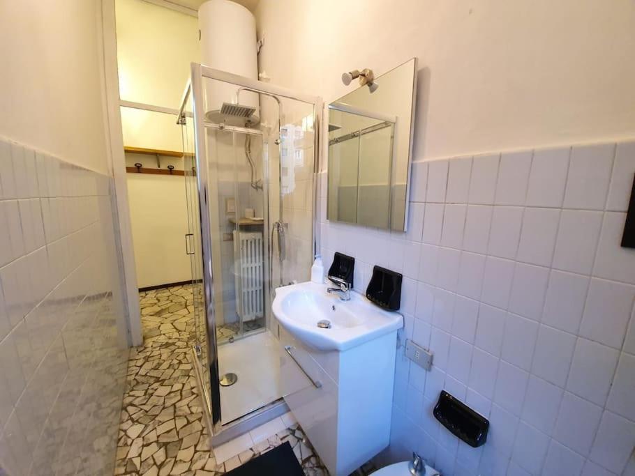 Sleep Easy Bergamo - Central Apartment Esterno foto